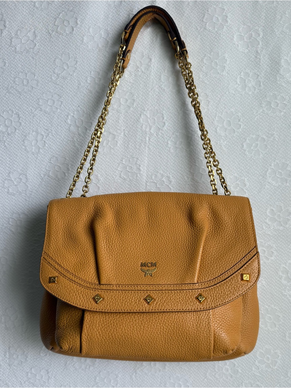 MCM light Brown Leather Shoulder Bag with Gold Chain Straps - Picture 7 of 17